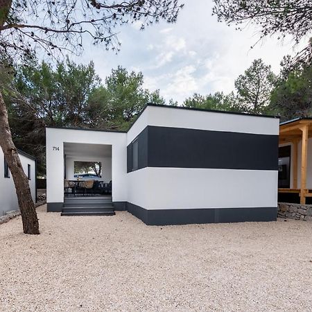 Luxury Mobile Home Pretty Green - Premium - Oaza Mira Resort -50 M From The Beach Drage Exterior photo