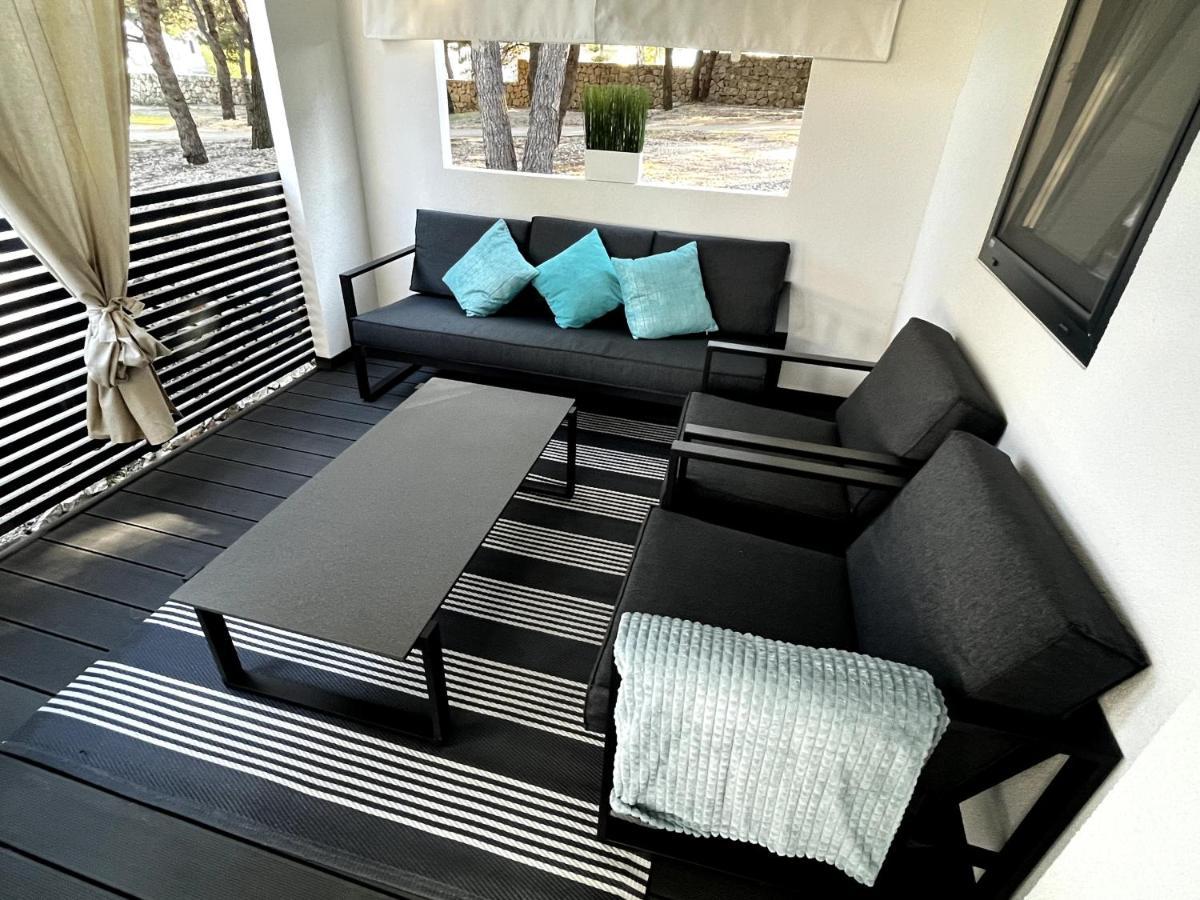 Luxury Mobile Home Pretty Green - Premium - Oaza Mira Resort -50 M From The Beach Drage Exterior photo