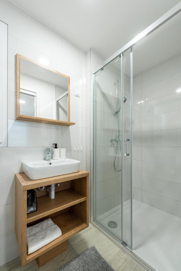 Luxury Mobile Home Pretty Green - Premium - Oaza Mira Resort -50 M From The Beach Drage Exterior photo